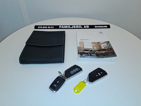 Volkswagen Caddy Maxi 22 of 22