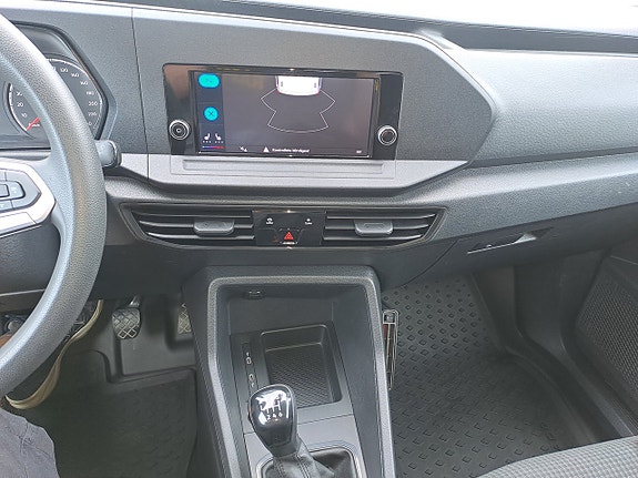 Volkswagen Caddy Maxi 21 of 22