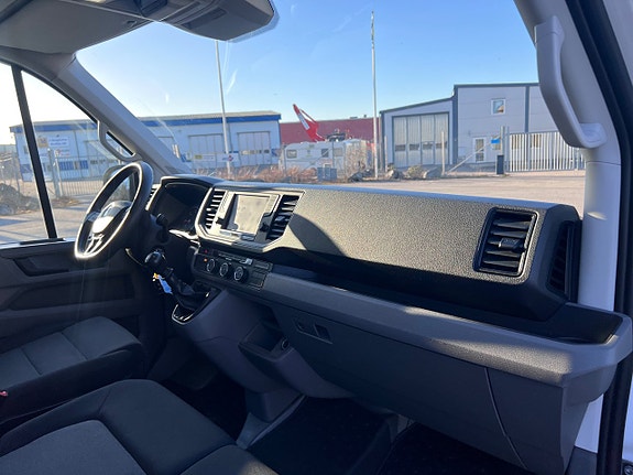Volkswagen Crafter 8 of 18
