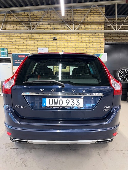 Volvo XC60 8 of 9