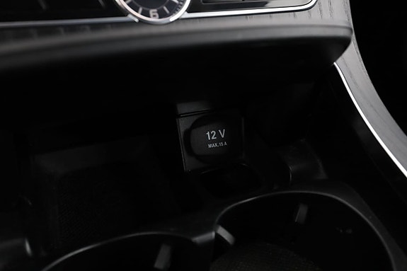 Mercedes-Benz E300 30 of 30