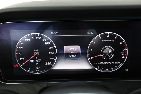 Mercedes-Benz E300 20 of 30