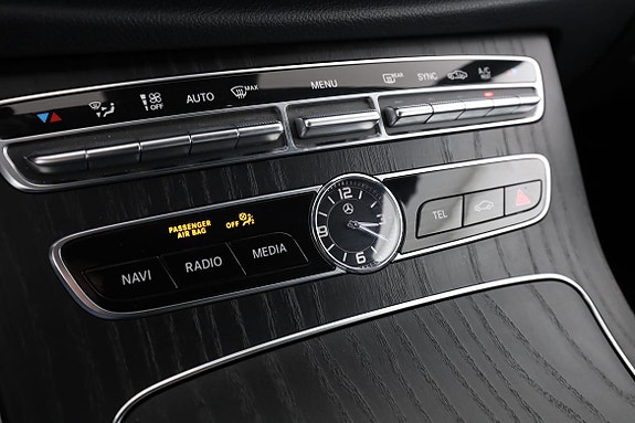 Mercedes-Benz E300 26 of 30