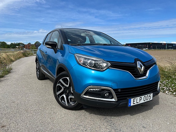 Renault Captur 2 of 5
