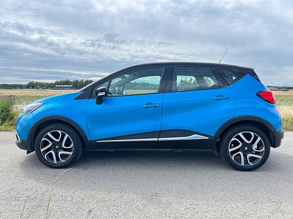 Renault Captur 3 of 5