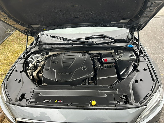Volvo V90 3 of 5