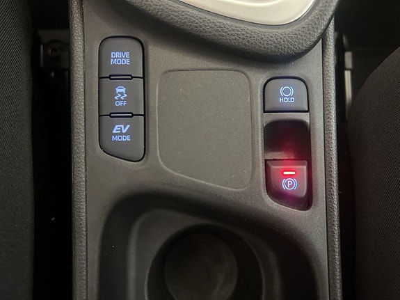 Toyota Yaris 16 of 16
