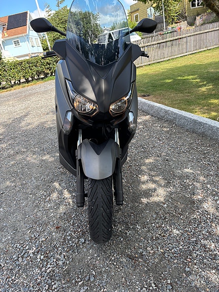 Yamaha YAMAHA X-MAX 250 ABS 2 of 5