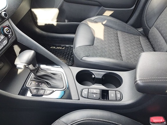 Kia Niro 25 of 25