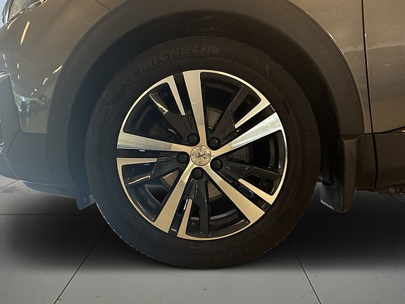 Peugeot 5008 14 of 18