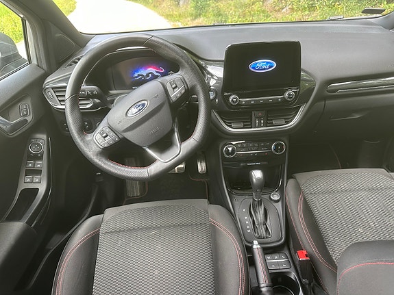 Ford Puma 4 of 5