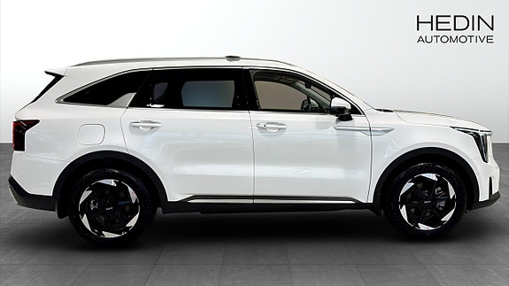 Kia Sorento 6 of 16