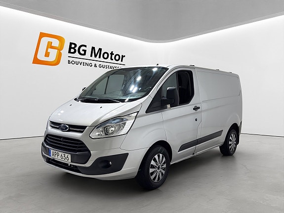 Ford Transit Custom 8 of 17