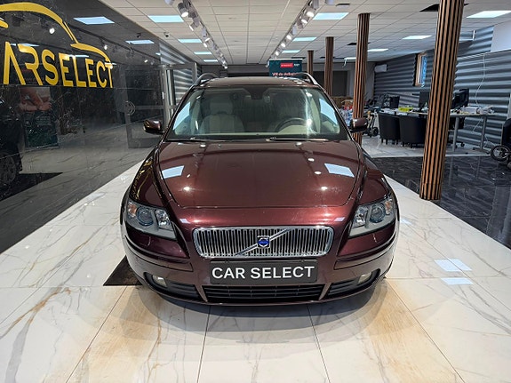 Volvo V50 8 of 22