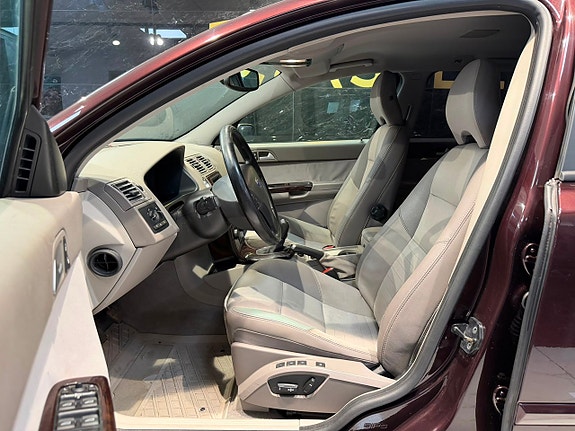Volvo V50 12 of 22