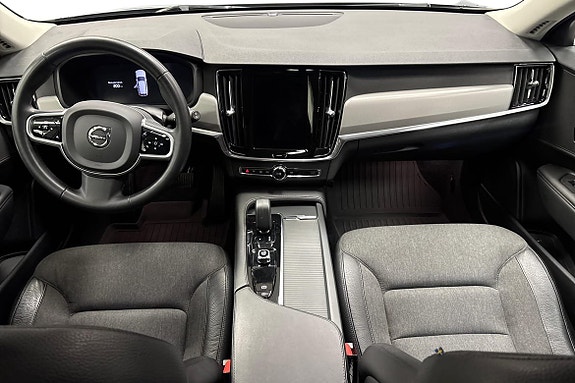 Volvo V90 Cross Country 9 of 20