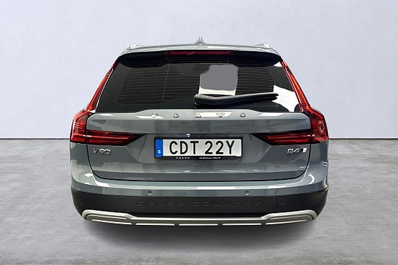 Volvo V90 Cross Country 5 of 5