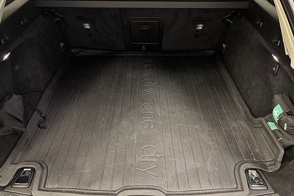 Volvo V90 Cross Country 13 of 20