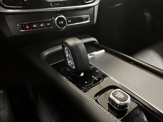 Volvo V90 Cross Country 18 of 19