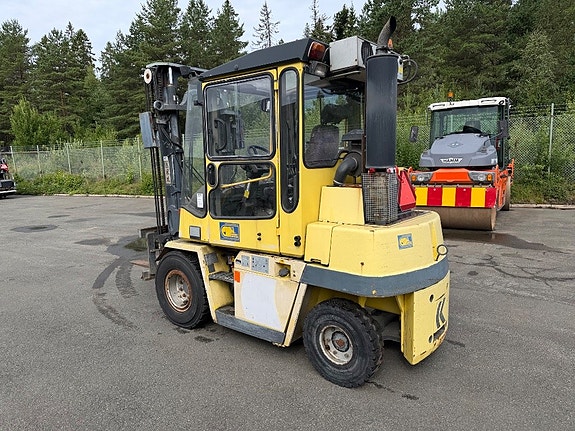 Gaffeltruck Kalmar DCD 45-5H 3 of 5