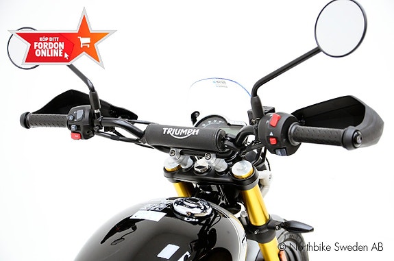 Triumph Scrambler 400X 9 of 11