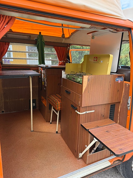 Volkswagen T2 5 of 5