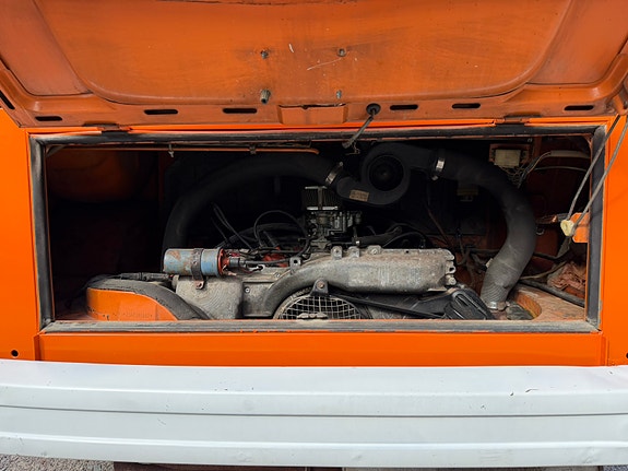 Volkswagen T2 10 of 20