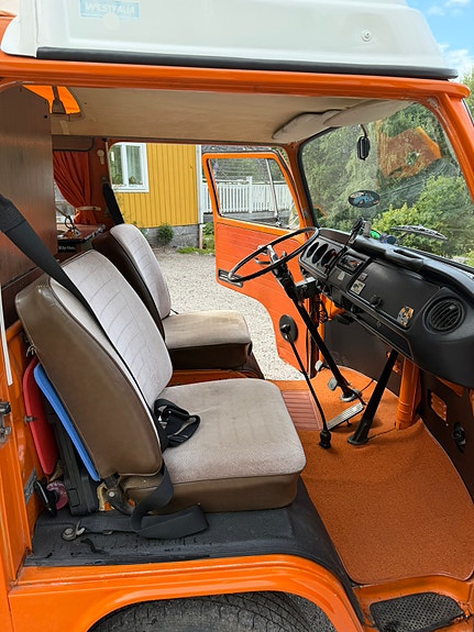 Volkswagen T2 6 of 20