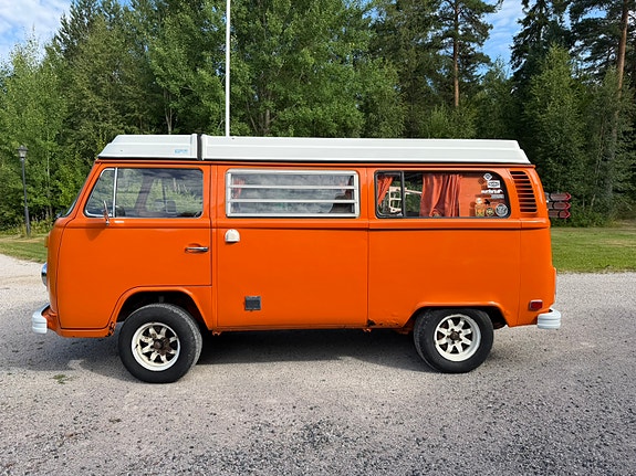 Volkswagen T2 9 of 20