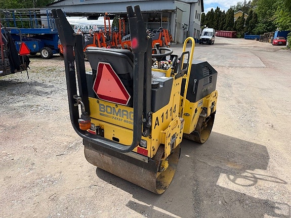 Vält Bomag BW90AD-2 4 of 5