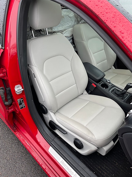 Mercedes-Benz A200 6 of 7