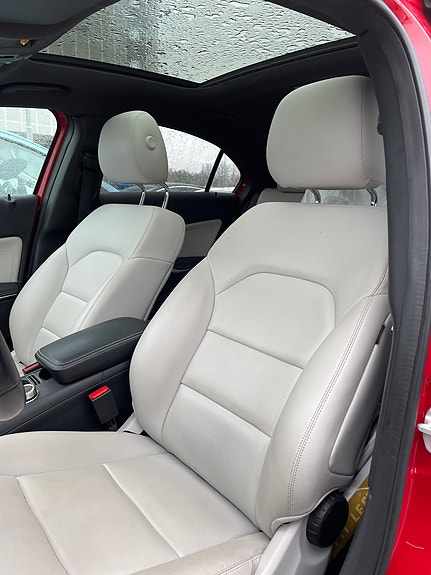 Mercedes-Benz A200 5 of 5