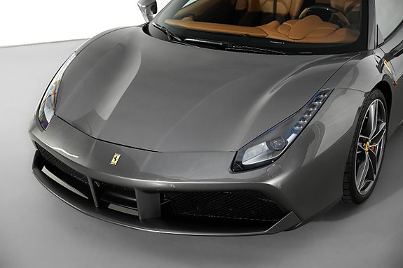 Ferrari 488 GTB 4 of 5