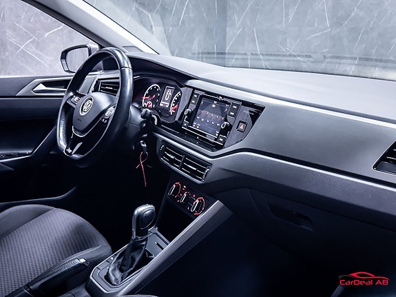 Volkswagen Polo 13 of 25