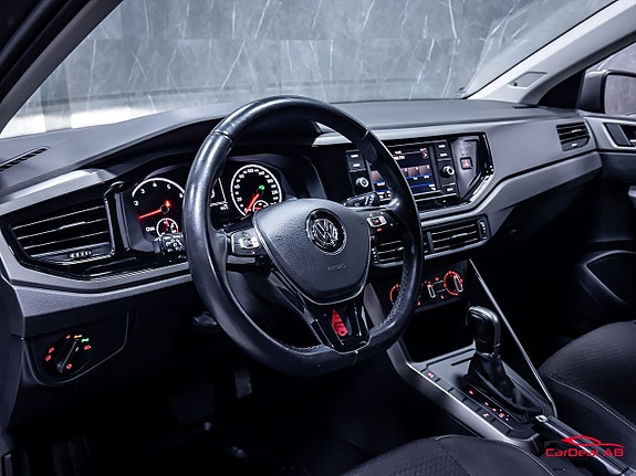 Volkswagen Polo 12 of 25