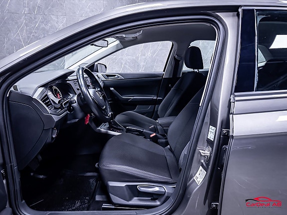 Volkswagen Polo 10 of 25