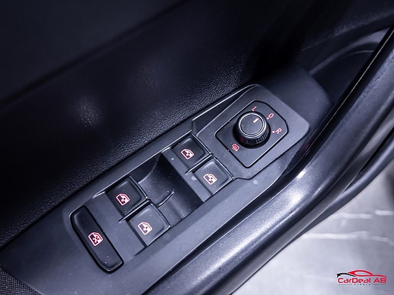 Volkswagen Polo 25 of 25