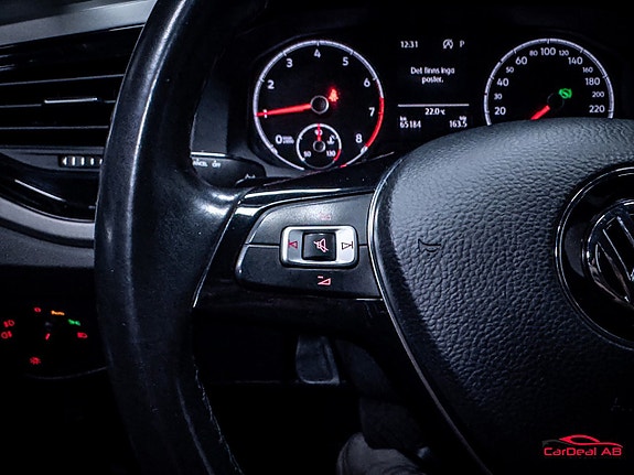 Volkswagen Polo 19 of 25