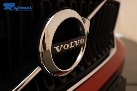 Volvo XC40 18 of 27