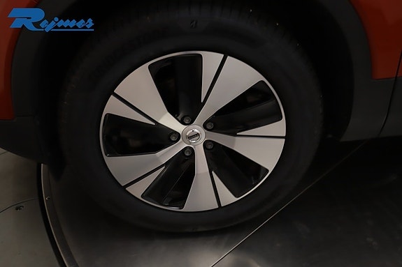 Volvo XC40 16 of 27