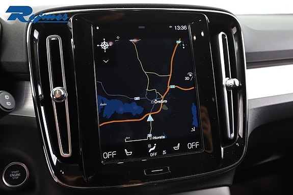 Volvo XC40 10 of 27