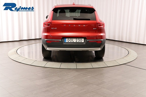 Volvo XC40 20 of 27