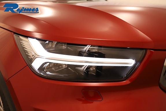 Volvo XC40 19 of 27