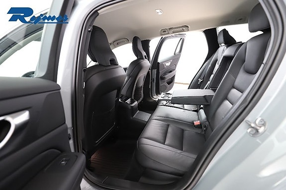 Volvo V60 7 of 27