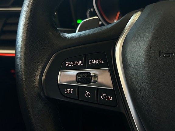 BMW 320d 29 of 30