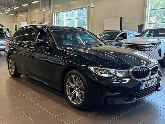 BMW 320d 9 of 30