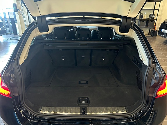 BMW 320d 12 of 30
