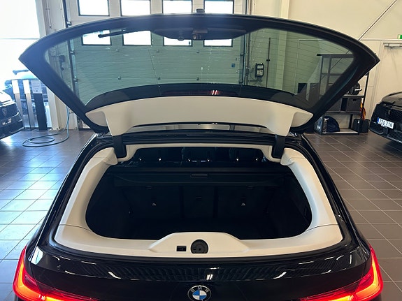 BMW 320d 11 of 30