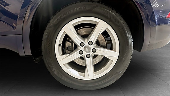 Audi Q5 6 of 13
