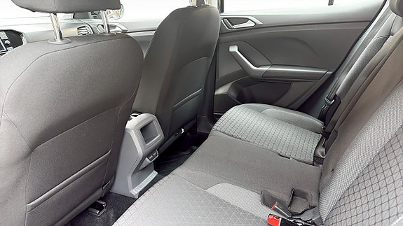 Volkswagen T-Cross 12 of 13